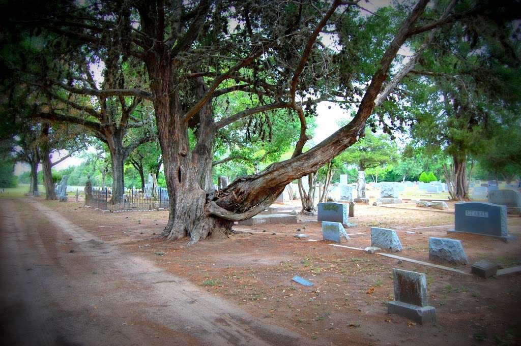 Houston Cemetery | Hempstead, TX 77445