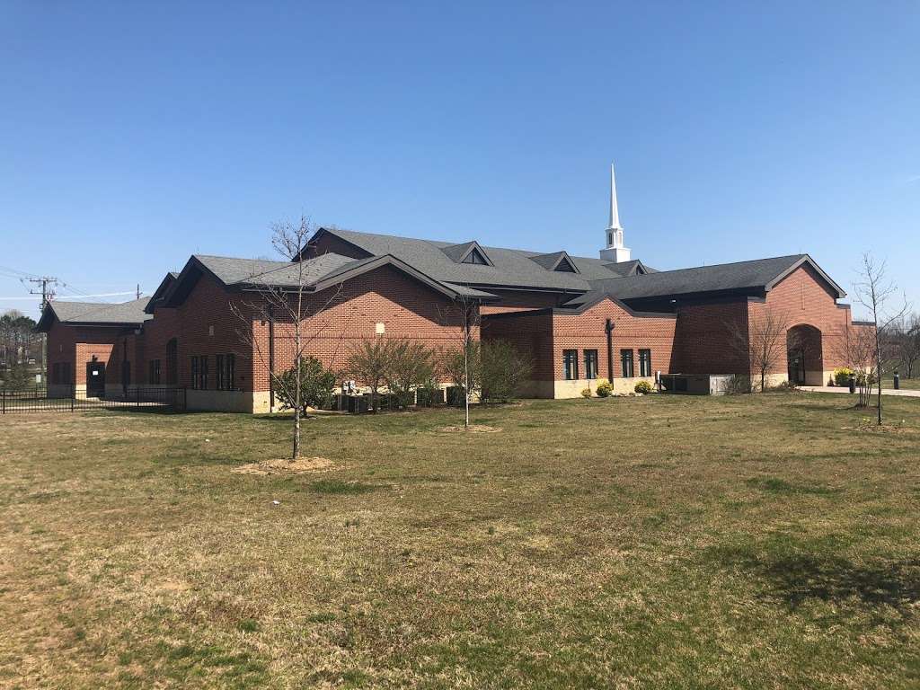 Woodlawn Chapel | 6050 Gorgas Rd, Fort Belvoir, VA 22060, USA