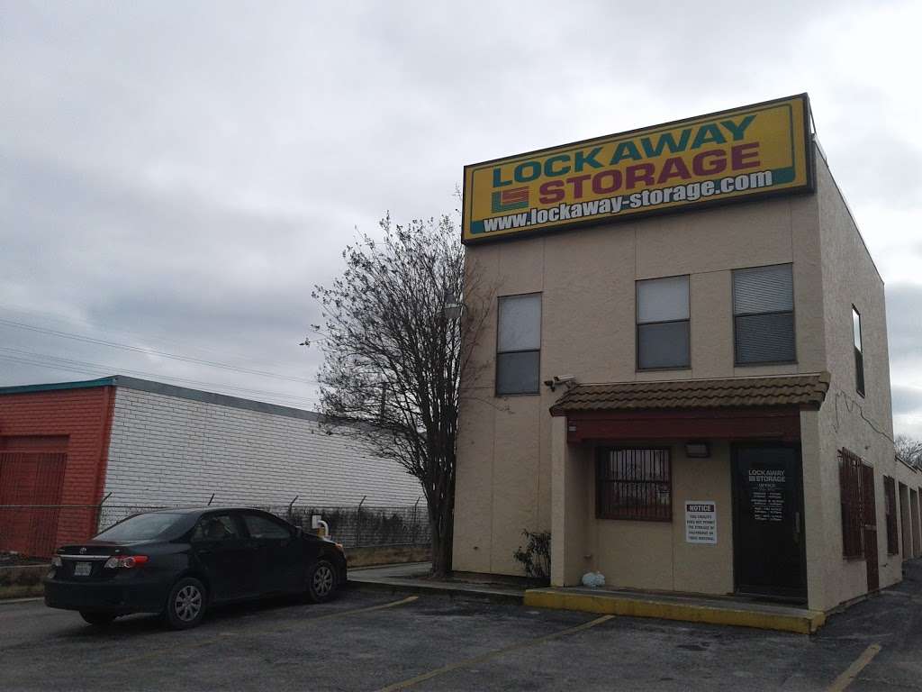 Lockaway Storage - West Ave | 1018 Patricia, San Antonio, TX 78213, USA | Phone: (210) 904-8484