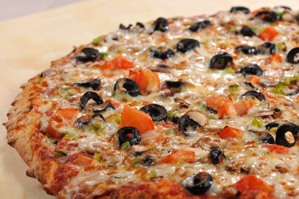 Chicagos Pizza | 420 S Indiana St, Mooresville, IN 46158, USA | Phone: (317) 584-3636