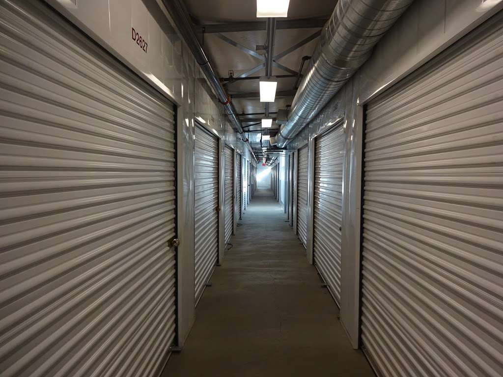 Storage Etc... San Bernardino | 194 Commercial Rd, San Bernardino, CA 92408, USA | Phone: (909) 264-8615