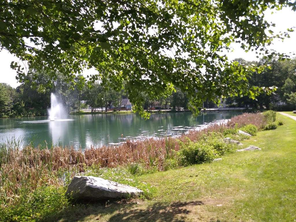 Bogue Pond Park | 17 Sandra Ln, Bloomingdale, NJ 07403, USA