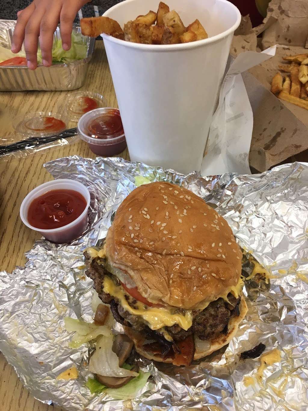 Five Guys | 815 Hutchinson River Pkwy, The Bronx, NY 10465, USA | Phone: (929) 324-6301