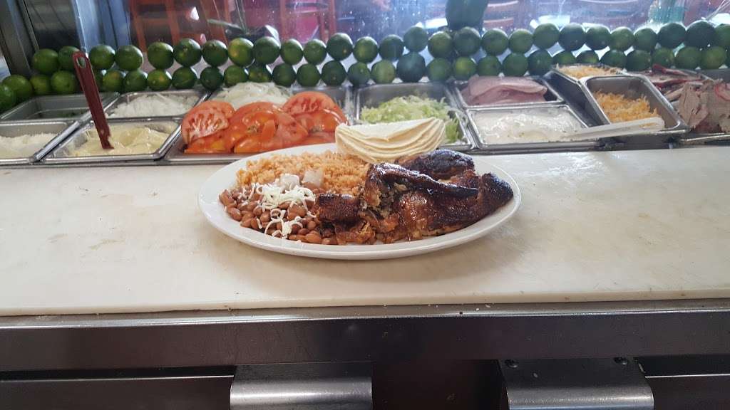 Los Cunados Restaurant | 6300 S Main St, Los Angeles, CA 90003, USA | Phone: (323) 753-6174