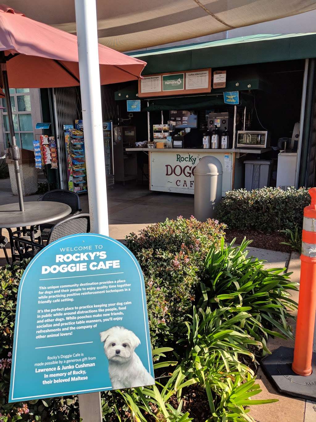 Rockys Doggie Cafe | San Diego, CA 92110, USA