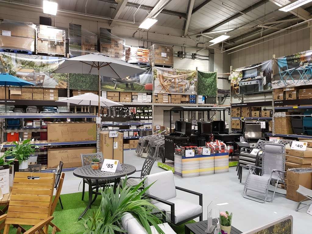 B&Q | Crittalls Corner Sidcup Bypass Passage Sidcup Sidcup LONDON, Sidcup DA14 6LX, UK | Phone: 020 8308 1844