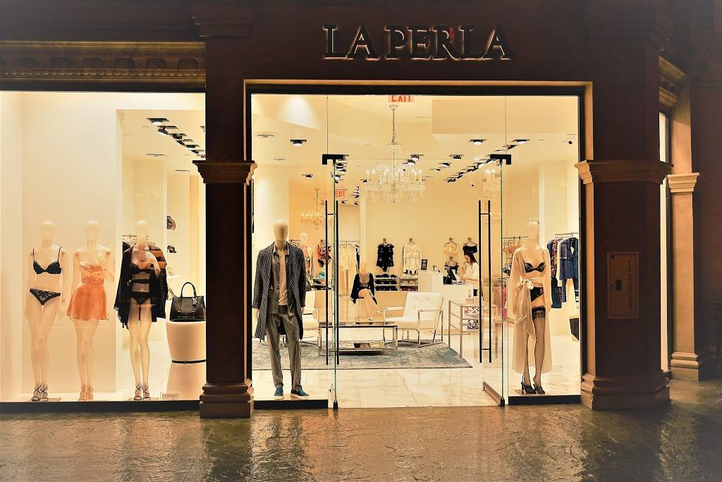 La Perla | Forum Shops at Caesars, 3500 S Las Vegas Blvd, Las Vegas, NV 89109, USA | Phone: (702) 732-9820