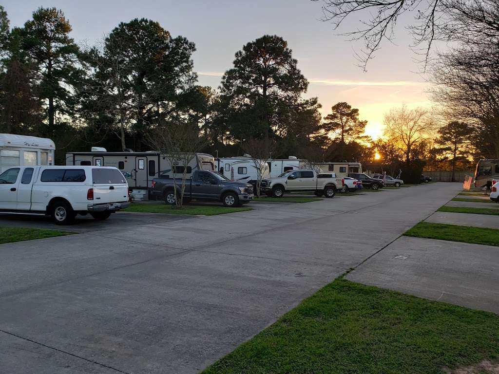 Corral RV Park | 1402 S Cherry St, Tomball, TX 77375, USA | Phone: (281) 351-2761