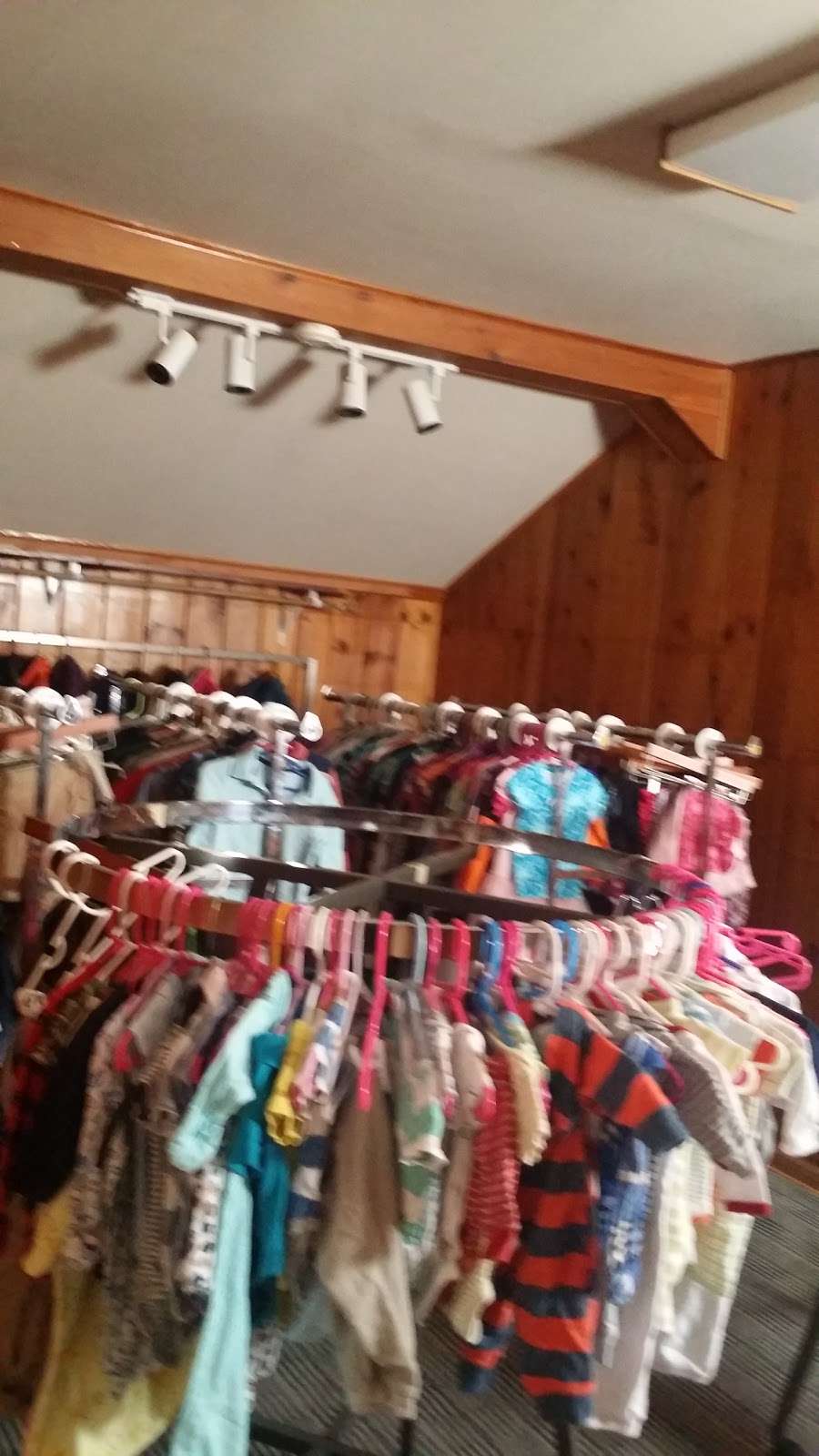 Tat2ds Closet Online ReSale & Consignment Store | Greenwood Rd, Woodstock, IL 60098 | Phone: (815) 736-0609