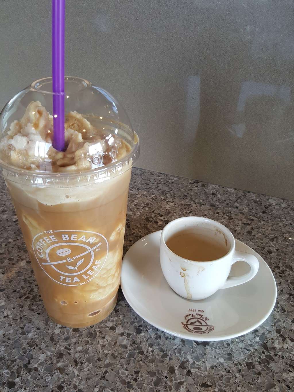 The Coffee Bean & Tea Leaf | 6320 E Washington Blvd, Commerce, CA 90040, USA | Phone: (323) 890-2904