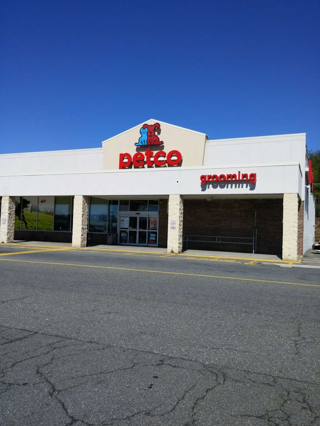 Petco | 97 NE Plaza, North East, MD 21901, USA | Phone: (410) 287-2895