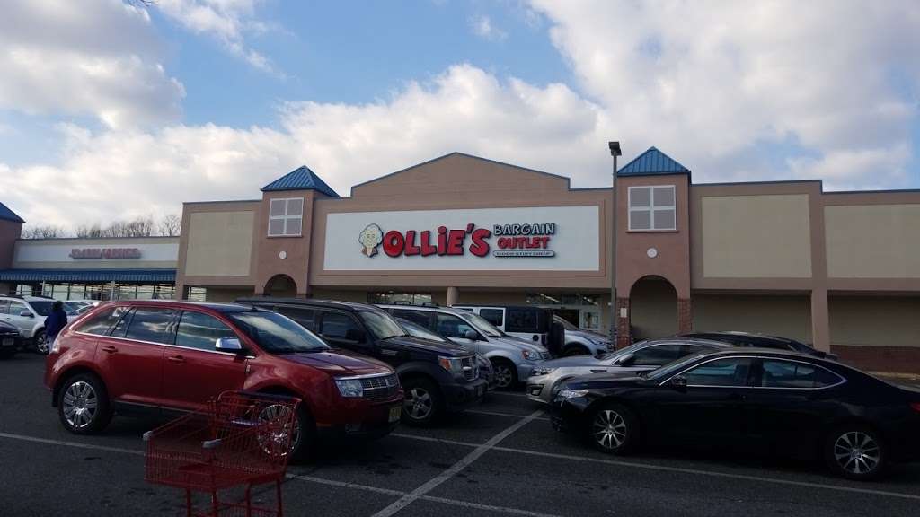 Ollies Bargain Outlet | 1800 Clements Bridge Rd, Deptford Township, NJ 08096 | Phone: (856) 879-7978