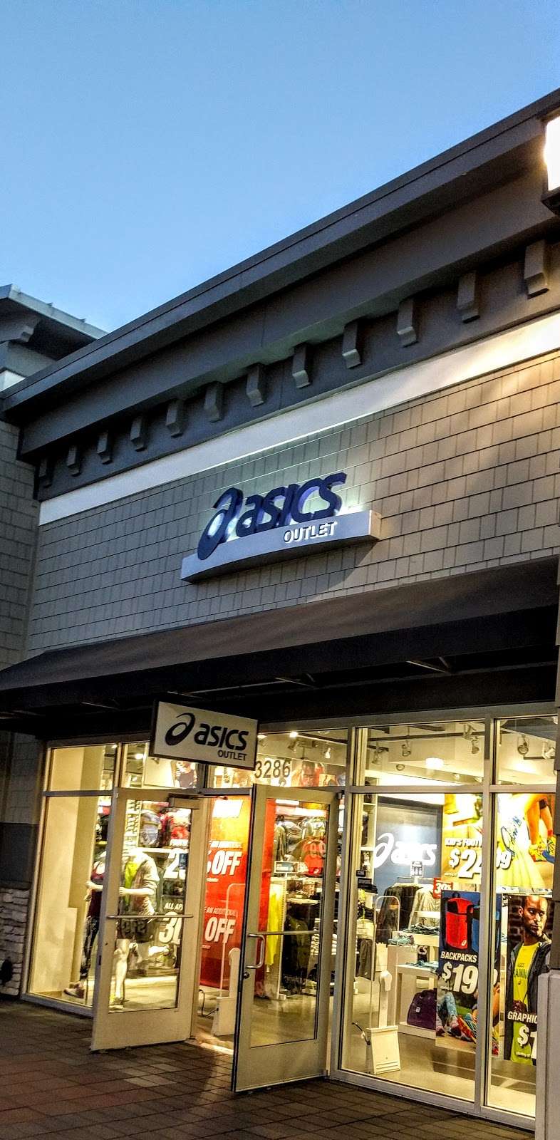 ASICS Outlet | 3286 Livermore Outlets Dr #616, Livermore, CA 94511, USA | Phone: (925) 447-0643