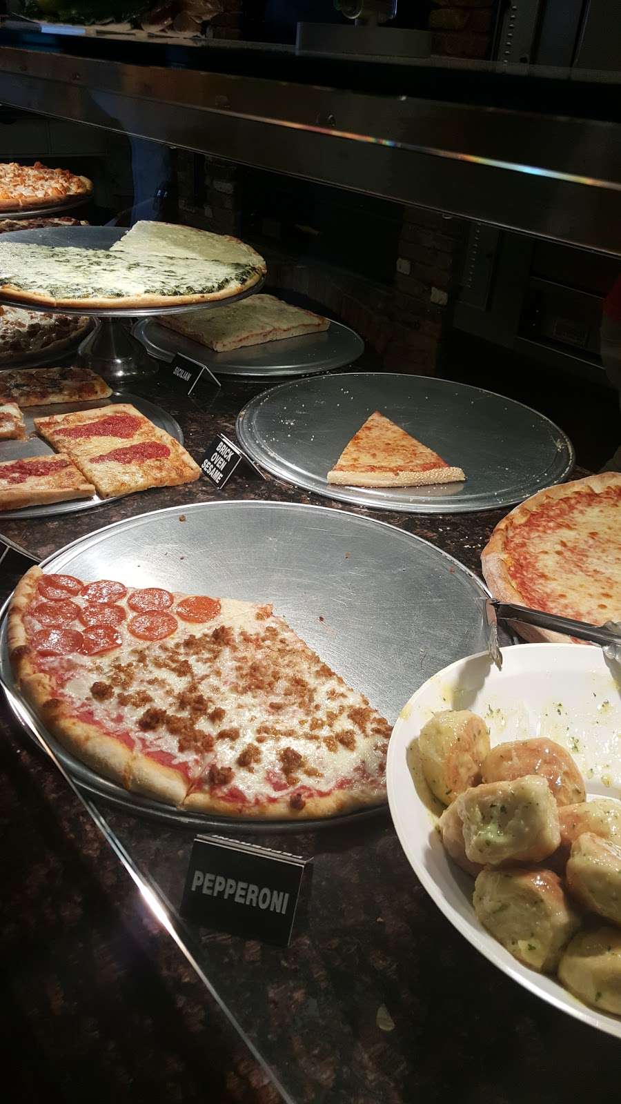 Richies Pizza of Deer Park | 540 Commack Rd, Deer Park, NY 11729, USA | Phone: (631) 586-8000