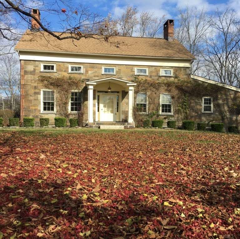 Hudson Valley Rose Bed and Breakfast | 570 Union School Rd, Middletown, NY 10941, USA | Phone: (845) 361-7116