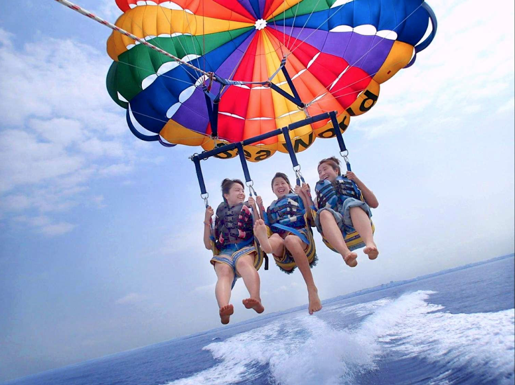 Parasailing Oahu | 1720 Ala Moana Blvd d202, Honolulu, HI 96815, USA | Phone: (808) 800-2680