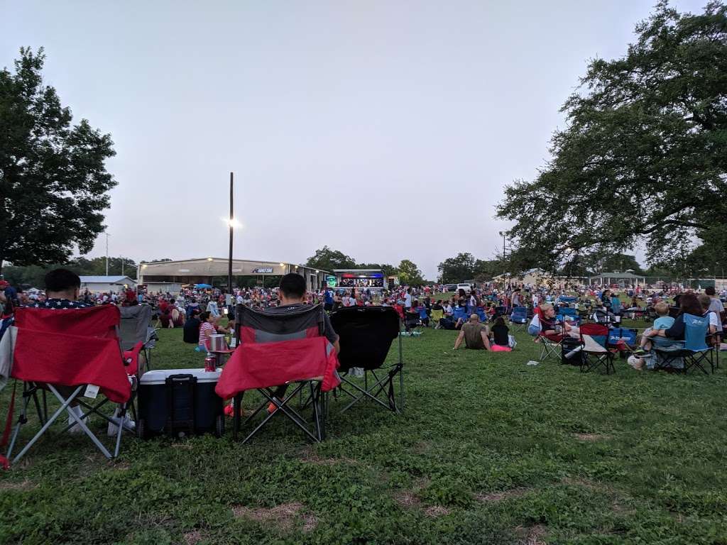 Thulemeyer Park | 901 Oak St, Schertz, TX 78154, USA | Phone: (210) 659-1610 Thulemeyer Park | 901 Oak St, Schertz, TX 78154, USA | Phone: (210) 659-1610