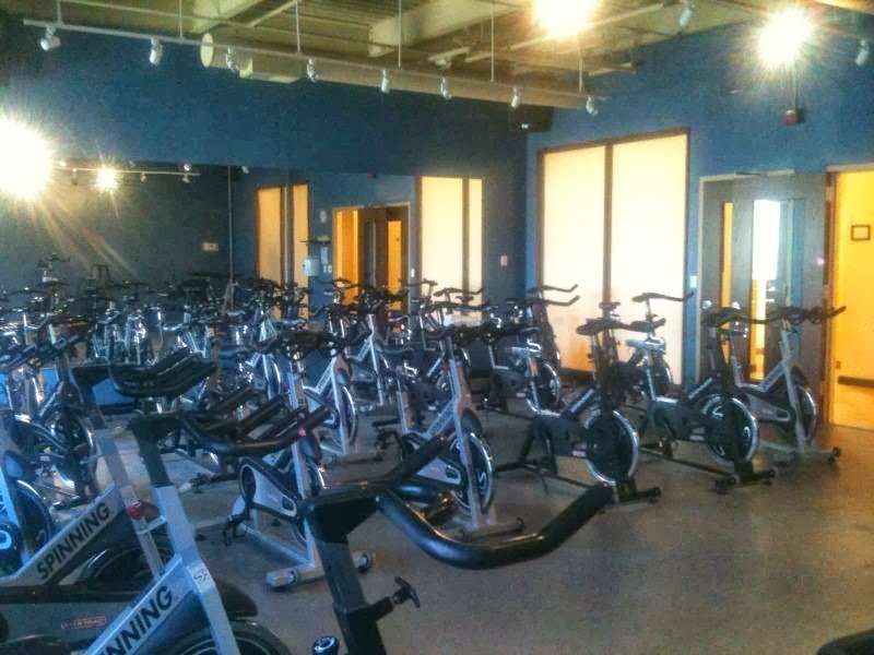 Lakeside Fitness Club | 100 Bauer Dr, Oakland, NJ 07436 | Phone: (201) 651-1010