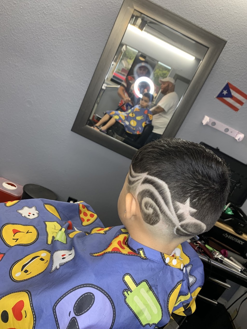 Vip Barber Club | 409 Louis Henna Blvd, Round Rock, TX 78664, USA | Phone: (201) 515-1554