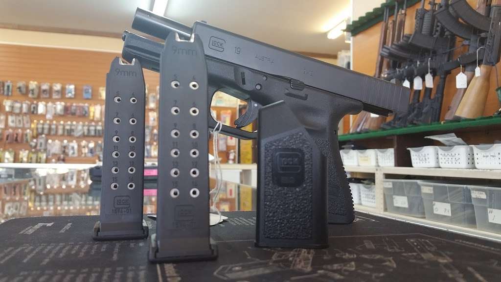 Miami Guns & Range | 1040 E 49th St, Hialeah, FL 33013, USA | Phone: (305) 688-8679