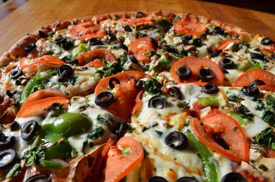 Lucky Pizza | 18590 Van Buren Boulevard, Riverside, CA 92508, USA | Phone: (951) 429-7317