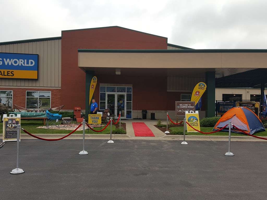 Camping World of Chicago | 27794 N Darrell Rd, Wauconda, IL 60084, USA | Phone: (855) 551-5456