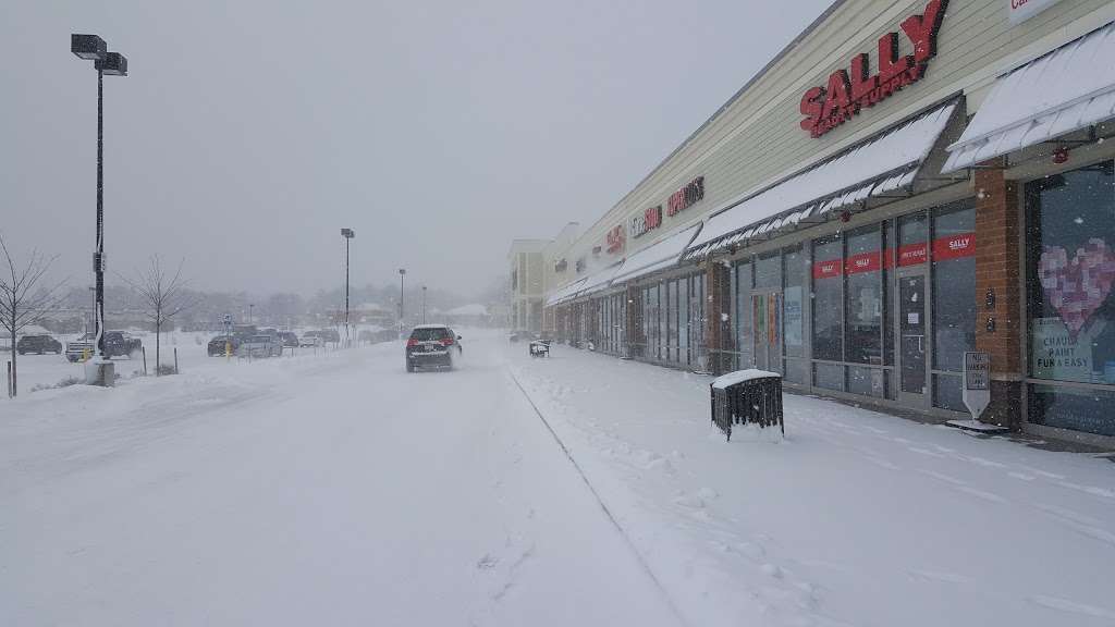 Sally Beauty | 700 Lafayette Rd #107, Seabrook, NH 03874, USA | Phone: (603) 474-5755