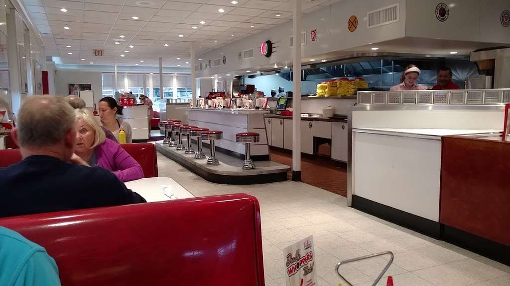 Rubys Diner | 13102 Newport Ave, Tustin, CA 92780, USA | Phone: (714) 838-7829