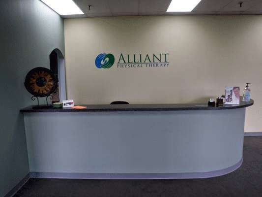 Alliant Physical Therapy Group - Hales Corners / Greenfield | 5301 S 108th St, Hales Corners, WI 53130, USA | Phone: (414) 529-7375