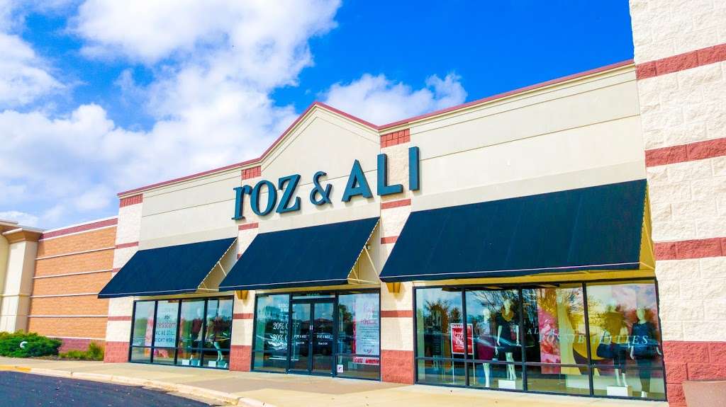 Roz & Ali | 15420 Shawnee Mission Pkwy, Shawnee, KS 66217 | Phone: (913) 631-1222