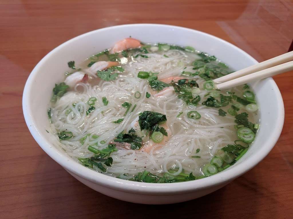 Pho Tasty | 6044 E 82nd St, Indianapolis, IN 46250 | Phone: (317) 436-7071