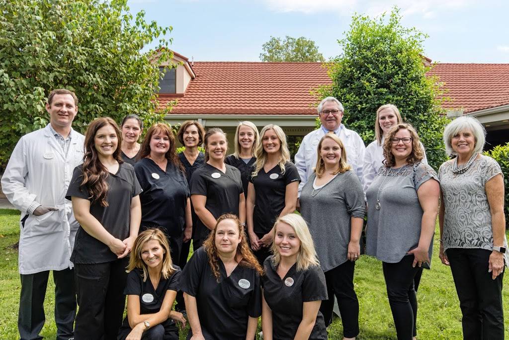 Associated Family Dental Care | 2134 Nicholasville Rd #7, Lexington, KY 40503 | Phone: (859) 276-4345