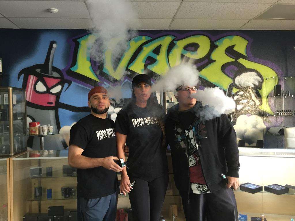 Vapor Maniacs | 18361 Bear Valley Rd #7, Hesperia, CA 92345 | Phone: (760) 881-4006