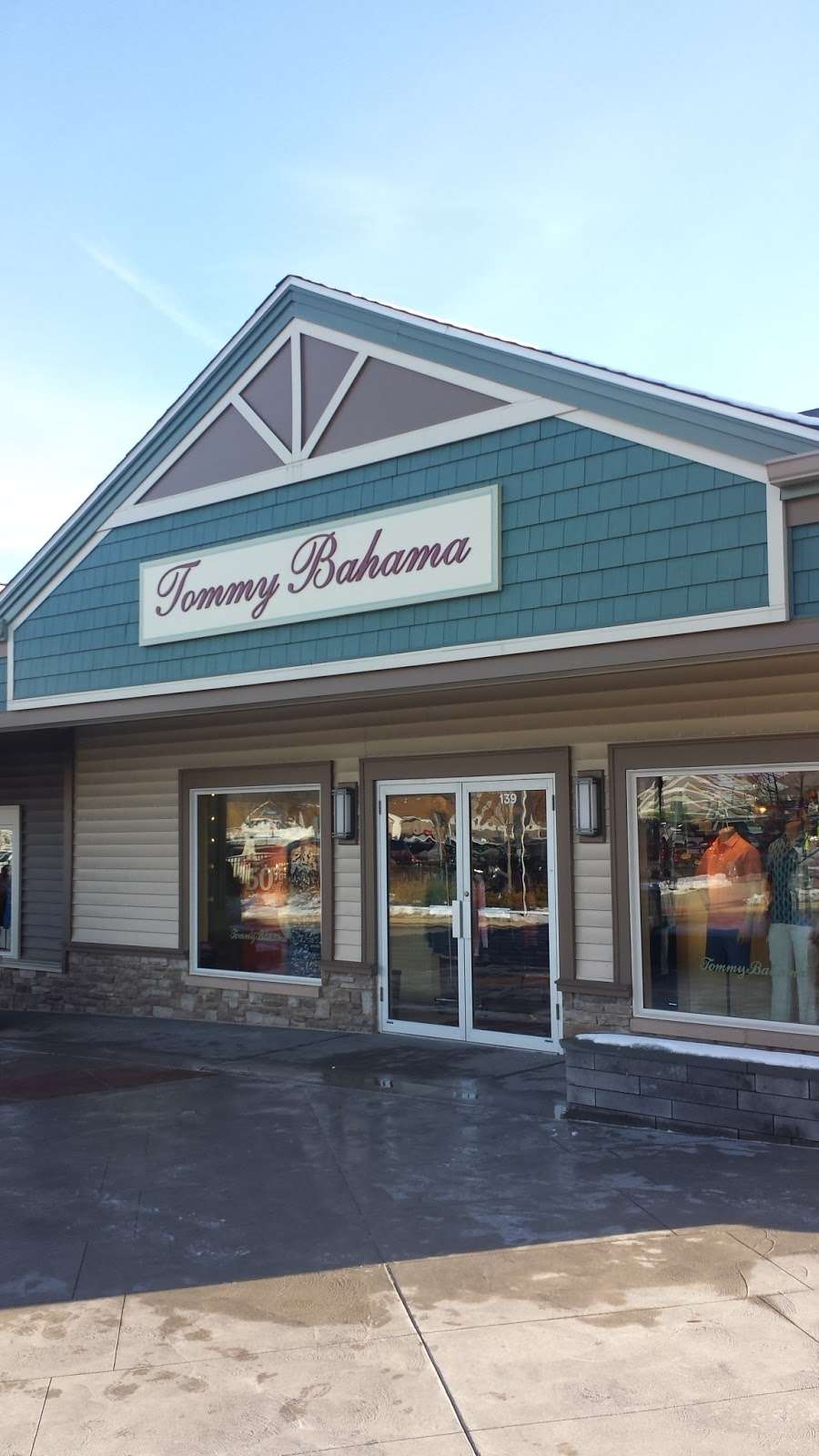 Tommy Bahama Outlet | 139 Marigold Ct, Central Valley, NY 10917, USA | Phone: (845) 928-8688