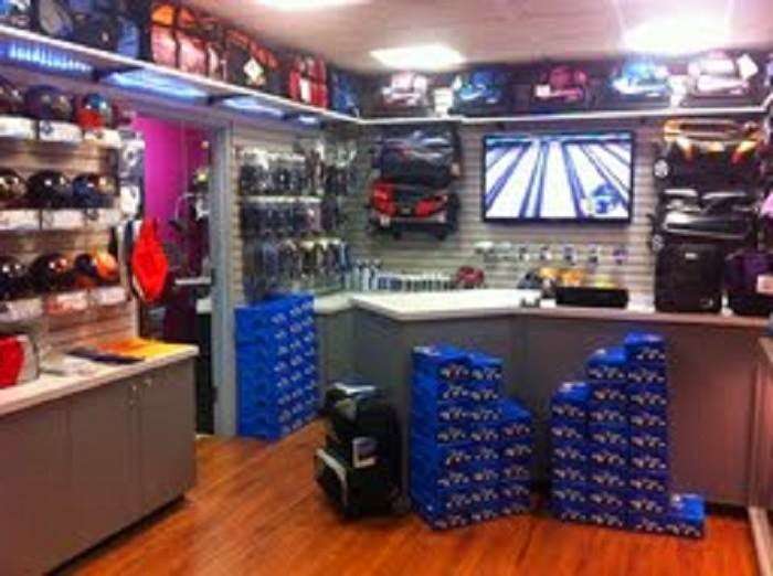 BowlersMart Sanford Pro Shop at Airport Lanes | 190 E Airport Blvd, Sanford, FL 32773 | Phone: (407) 739-8731