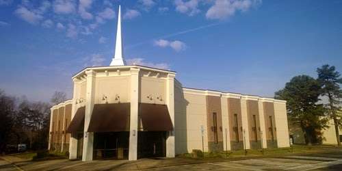 First Church Charlotte | 4929 N Sharon Amity Rd, Charlotte, NC 28205, USA | Phone: (704) 535-1000