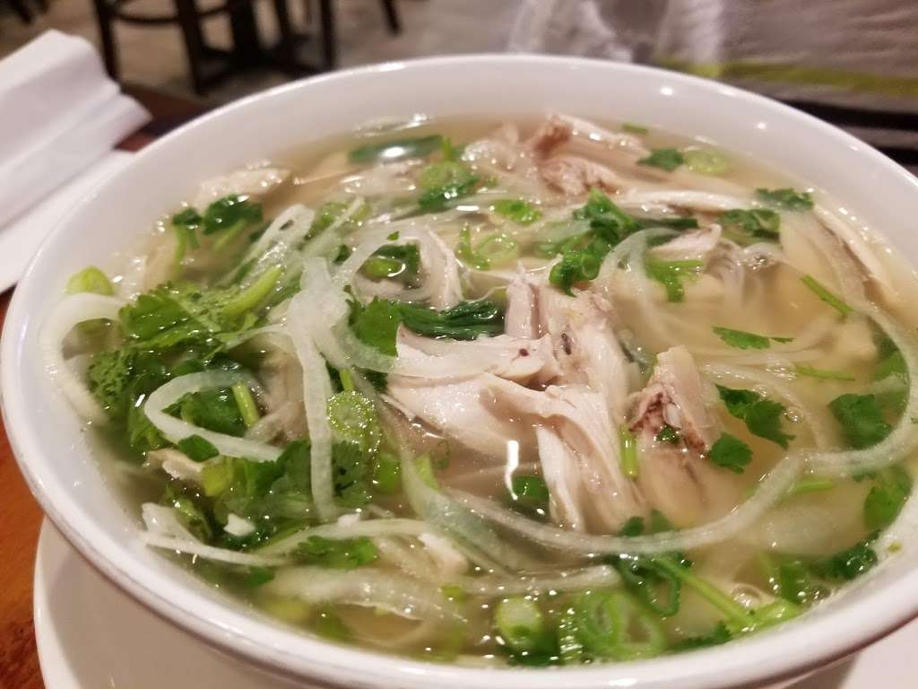 Pho 4 Ever | 9966 Main Street, Fairfax, VA 22031 | Phone: (703) 691-0090