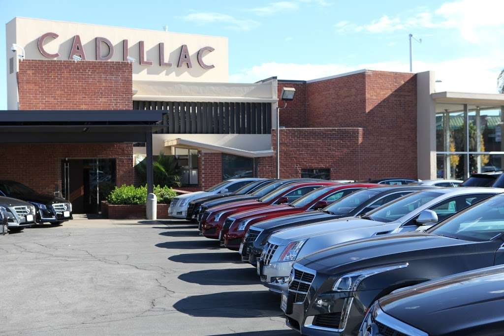 CASA DE CADILLAC BUICK GMC SHERMAN OAKS | 14401 Ventura Blvd, Sherman Oaks, CA 91423, USA | Phone: (833) 314-3883