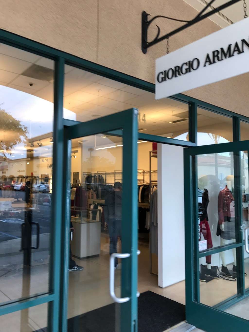 Giorgio Armani Outlet | 950 Camarillo Center Dr #914, Camarillo, CA 93010 | Phone: (805) 388-1738