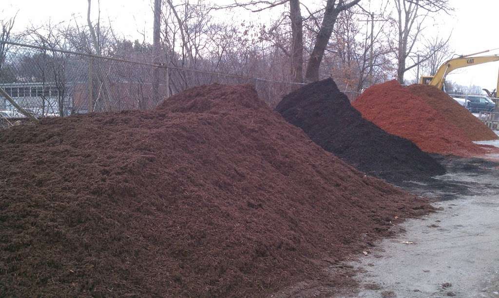 Mass Mulch | 30 Lowell Junction Rd, Andover, MA 01810, USA | Phone: (781) 944-9716