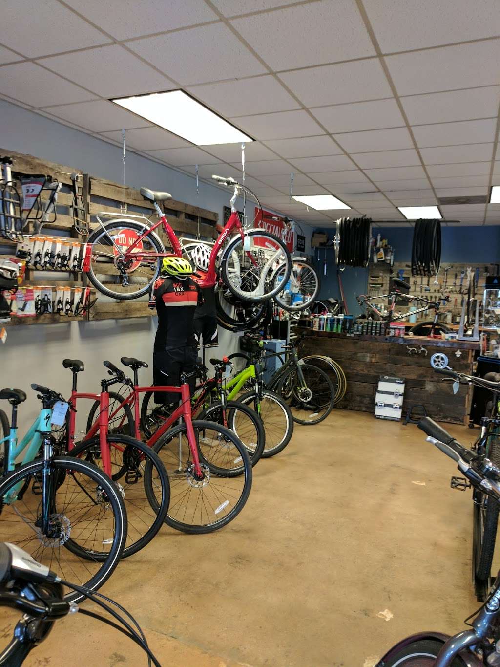 Intercourse Bikeworks and Biketours | 9654, 3614 Old Philadelphia Pike, Gordonville, PA 17529, USA | Phone: (717) 929-0327