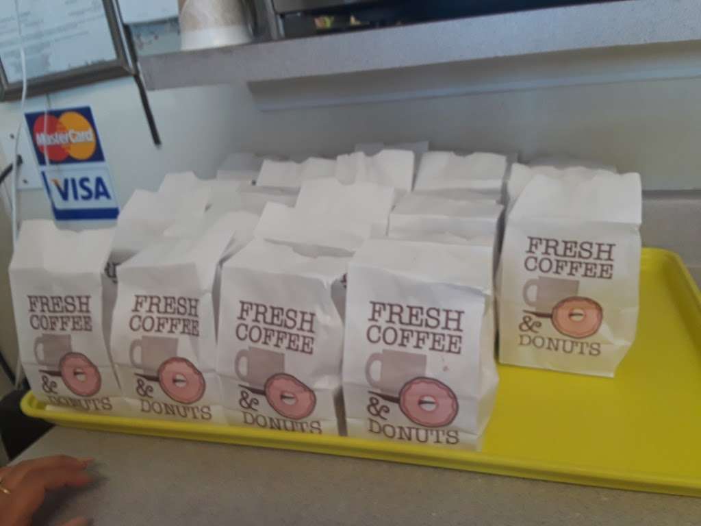 Jnh Donut Shop | 4880 Sunnyvale St, Dallas, TX 75216, USA | Phone: (214) 372-2177