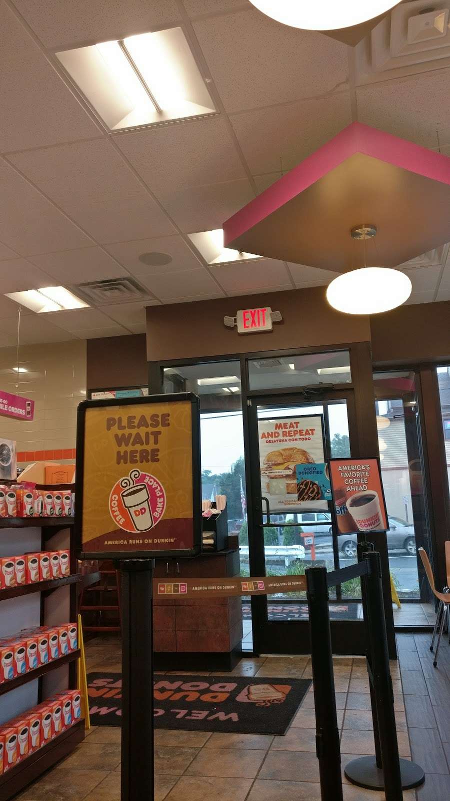 Dunkin Donuts - cafe  | Photo 5 of 10 | Address: 93 Valley Rd, Clifton, NJ 07013, USA | Phone: (973) 278-1574