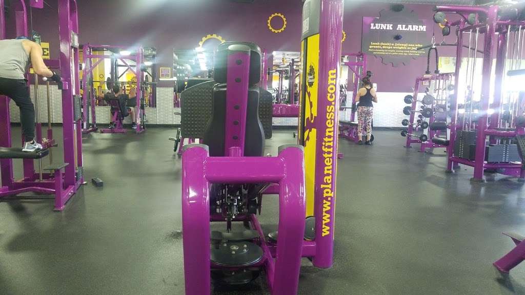 Planet Fitness | 3300 E Flamingo Rd, Las Vegas, NV 89121, USA | Phone: (702) 547-1200