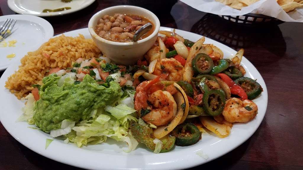 Casa Vaqueros Mexican Grill Restaurant | 2140 FM 1092 Rd, Missouri City, TX 77459 | Phone: (281) 208-3990