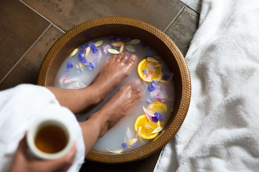 Hiatus Spa + Retreat | 5740 San Felipe St Suite 110, Houston, TX 77057, USA | Phone: (713) 470-0990