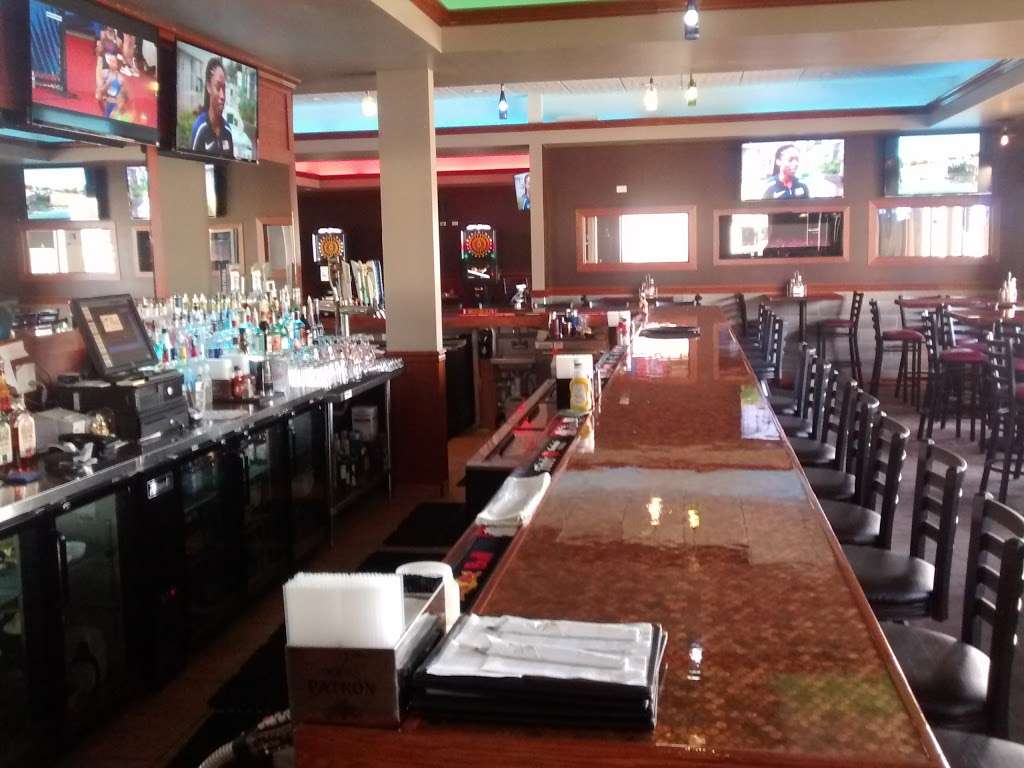 My Place Bar & Grill | 4621 W Elm St, McHenry, IL 60050, USA | Phone: (815) 679-6594