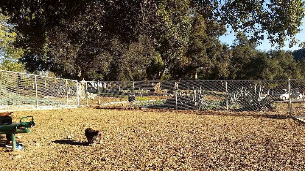 Crescenta Valley Dog Park | Glendale, CA 91214