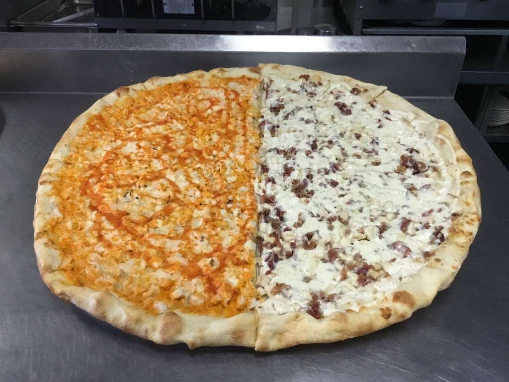 Two Kings Pizza | 1474 Blakeslee Blvd Dr W, Lehighton, PA 18235, USA | Phone: (570) 386-3880