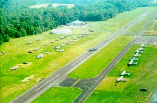 Potomac Airfield | 10300 Glen Way, Friendly, MD 20744 | Phone: (301) 248-5720